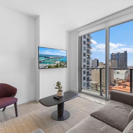 Stylish Stay In The Heart Of Miami - Walk To Bayside & Bayfront Park ميامي المظهر الخارجي الصورة