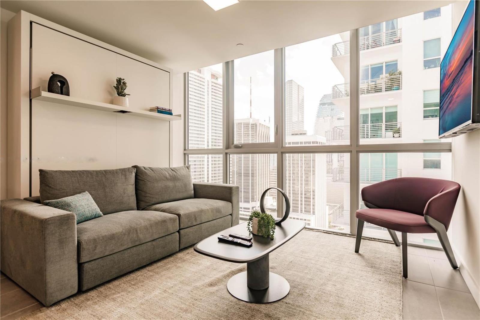 Stylish Stay In The Heart Of Miami - Walk To Bayside & Bayfront Park ميامي المظهر الخارجي الصورة